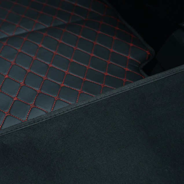 Outlet Universal Diamond Car Bed - Non-Inflatable Black and Red Stitching Luxury Leather Diamond Car Bed Mattress Outlet Universal Diamond Car Bed - Non-Inflatable Black and Red Stitching Luxury Leather Diamond Car Bed Mattress